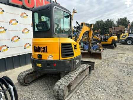 Mini excavators 2016 Bobcat E35 (3)
