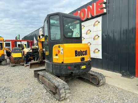 Mini excavators 2016 Bobcat E35 (4)