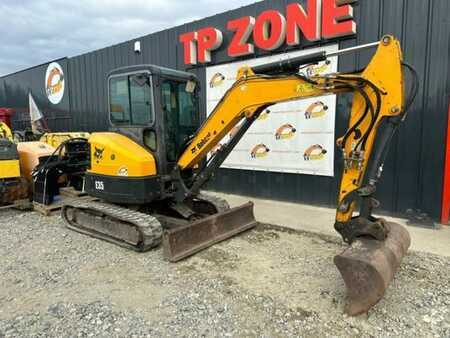 Mini excavators 2016 Bobcat E35 (7)