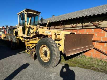 Gradere 1978 John Deere 570 A (12)