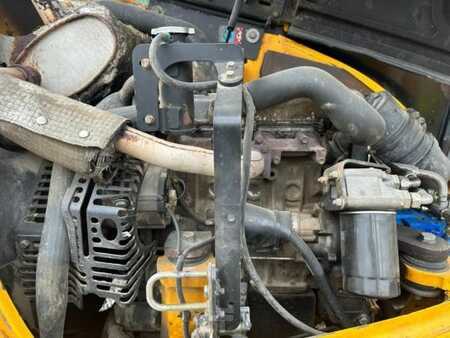 Mini pelle 2010 JCB 8055 (16)