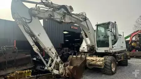 Mobilbagger 2005 Case WX165 à 13800 € HT ( Problème avancement) (11)