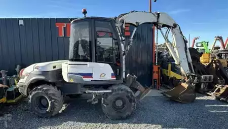 Mobil grävmaskin 2016 Mecalac NEW 12MTX À 43 900 E HT (3)