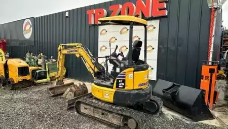 Minibagry 2019 Komatsu PC26MR-3 (12)