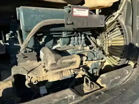 Mini pelle 2016 Bobcat E50 à 28 500 € HT (10)