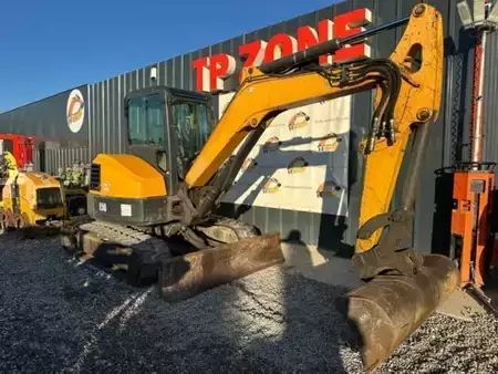 Mini pelle 2016 Bobcat E50 à 28 500 € HT (5)