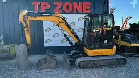 Mini kotrógép 2017 JCB 55Z-1 POWERTILT à 25 900 € HT (13)