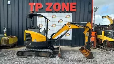 Mini pelle 2017 Bobcat E26 (1)