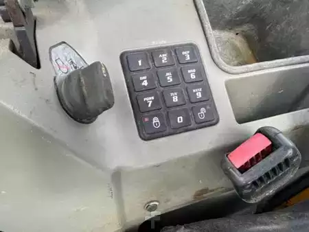 Mini pelle 2017 Bobcat E26 à 18 500 € HT (19)