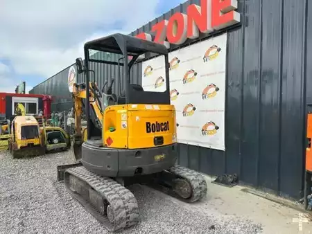 Mini pelle 2017 Bobcat E26 à 18 500 € HT (8)