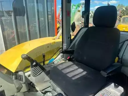 Minibagger 2011 Komatsu PC80MR-3 à 28 500 € HT (10)