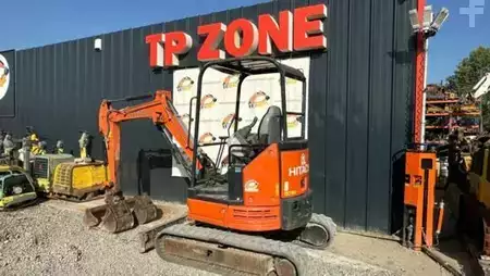 Minibagry 2017 Hitachi ZX26U-5 (11)