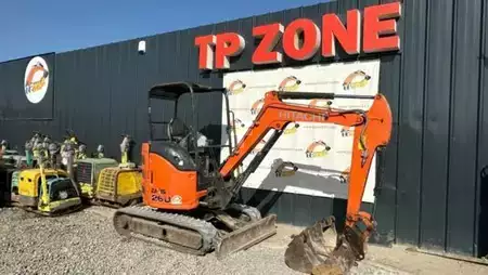 Minibagry 2017 Hitachi ZX26U-5 (20)