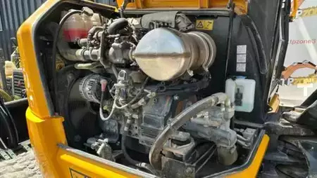Minibagry 2024 JCB 50Z-2 (6)
