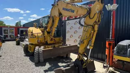 Wheel Excavators 2016 Komatsu PW98MR-8 à 39 900 € HT (11)