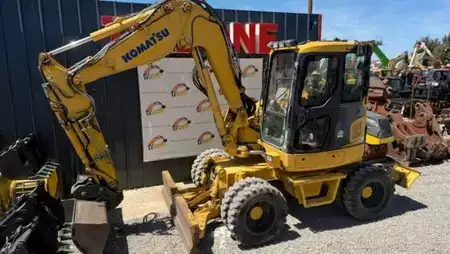 Wheel Excavators 2016 Komatsu PW98MR-8 à 39 900 € HT (12)