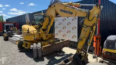 Wheel Excavators 2016 Komatsu PW98MR-8 à 39 900 € HT (13)