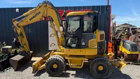 Wheel Excavators 2016 Komatsu PW98MR-8 à 39 900 € HT (2)