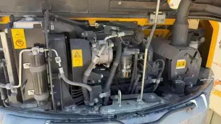 Wheel Excavators 2016 Komatsu PW98MR-8 à 39 900 € HT (6)