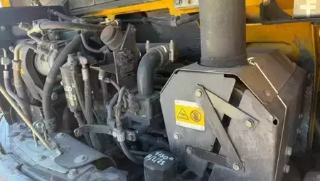 Wheel Excavators 2016 Komatsu PW98MR-8 à 39 900 € HT (9)