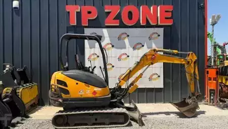 Mini kotrógép 2017 Kubota KX61-3 (1)