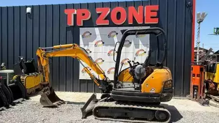 Mini kotrógép 2017 Kubota KX61-3 (2)