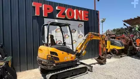 Mini kotrógép 2017 Kubota KX61-3 (9)