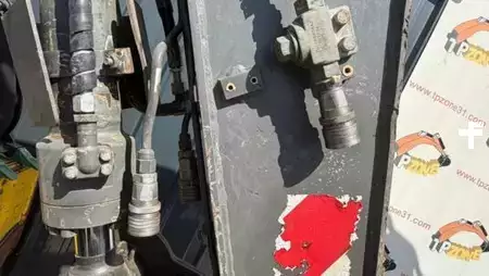 Mini excavators 2018 Volvo ECR88D (13)