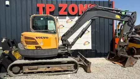Mini excavators 2018 Volvo ECR88D (16)