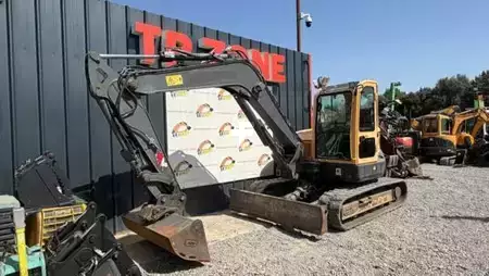 Mini excavators 2018 Volvo ECR88D (18)
