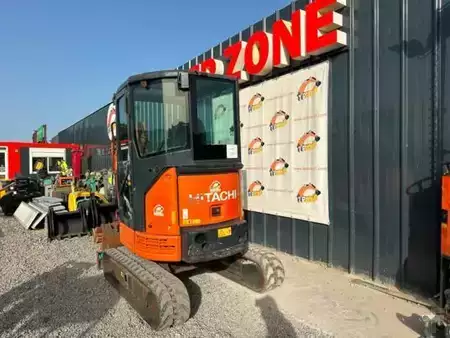 Minibagry 2019 Hitachi ZX26U-5A CR (12)