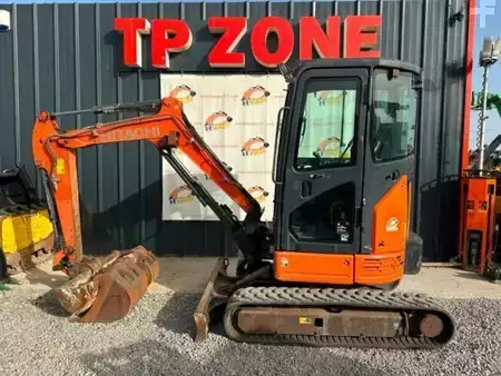 Minibagry 2019 Hitachi ZX26U-5A CR (2)