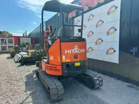 Minibagry 2019 Hitachi ZX26U-5A (4)
