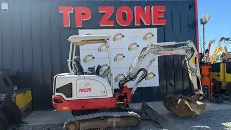 Minigraver 2021 Takeuchi TB225 (1)