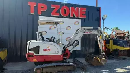 Minigraver 2021 Takeuchi TB225 (19)