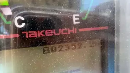 Minigraver 2021 Takeuchi TB225 (8)