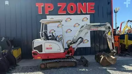 Minigraver 2021 Takeuchi TB225 (9)