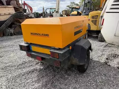 Compressore 2001 Ingersoll Rand 7/21 (4)