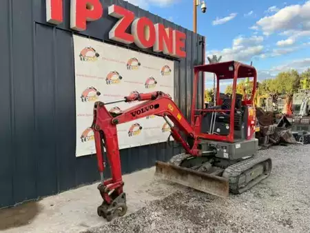 Mini excavators 2017 Volvo ECR25D (13)