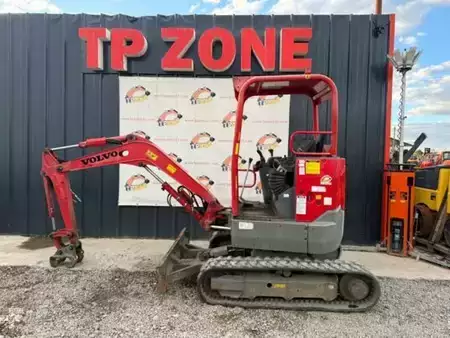 Mini excavators 2017 Volvo ECR25D (2)