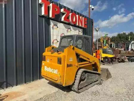 Ostatní 2007 Bobcat T140 (13)