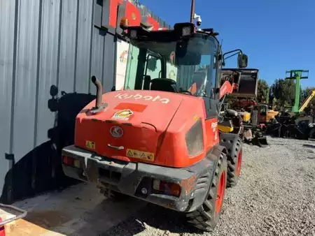 Ładowarki kołowe 2018 Kubota R065 (17)