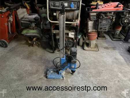 Sonstige 2019 Tyrolit DRS 250 S (1)