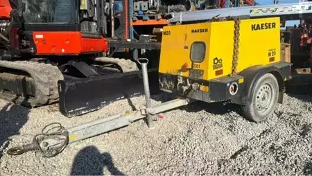 Kompresor 2020 KAESER M20 (4)