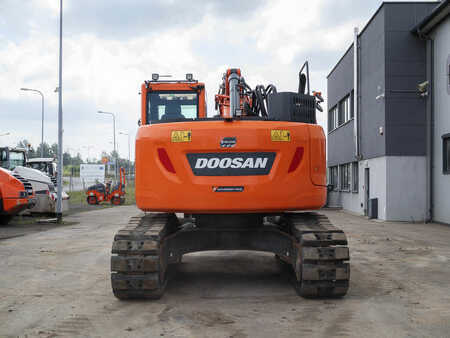 Doosan DX235LCR-5