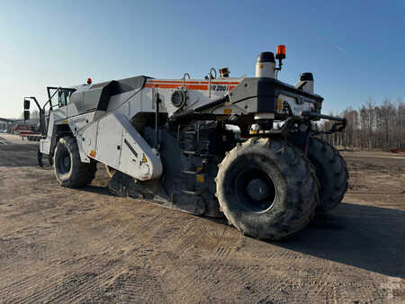 WIRTGEN WR 200i