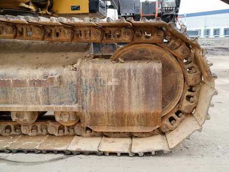 Lánctalpas kotrógép 2020 Caterpillar 320F (14)