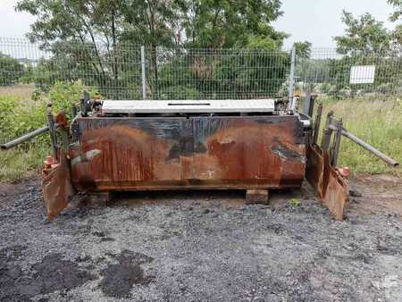 Tracked pavers 2001 Ingersoll Rand ABG VB 78 (3)