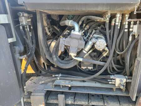 Raupenfertiger 2018 Volvo ABG P7820C (11)