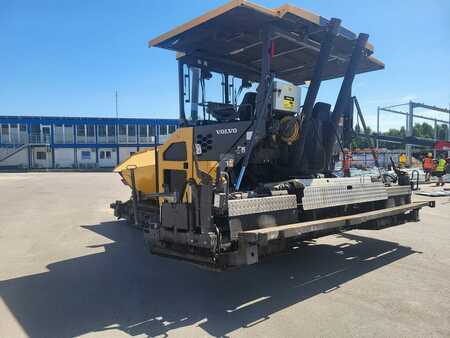 Raupenfertiger 2018 Volvo ABG P7820C (4)